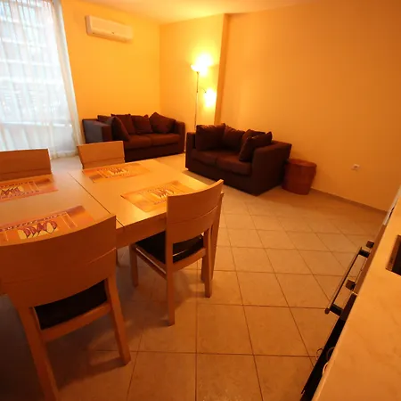 Menada In Karolina Appartamento Sunny Beach