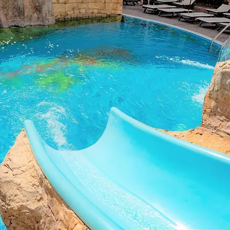 Daire Menada In Karolina *