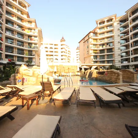 Menada In Karolina Daire