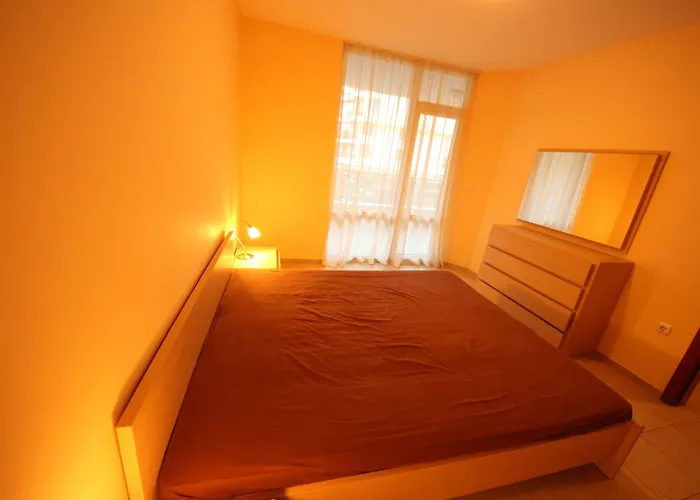 Menada In Karolina *