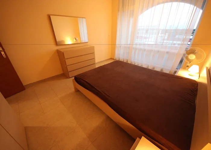 Menada In Karolina *