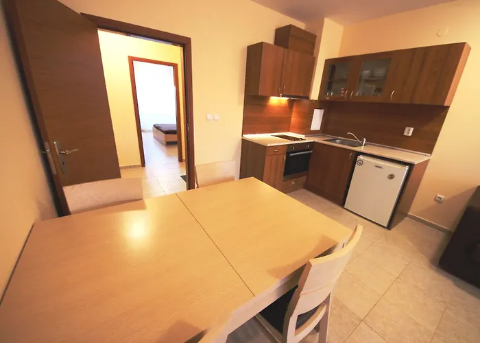 Menada In Karolina * Słoneczny Brzeg