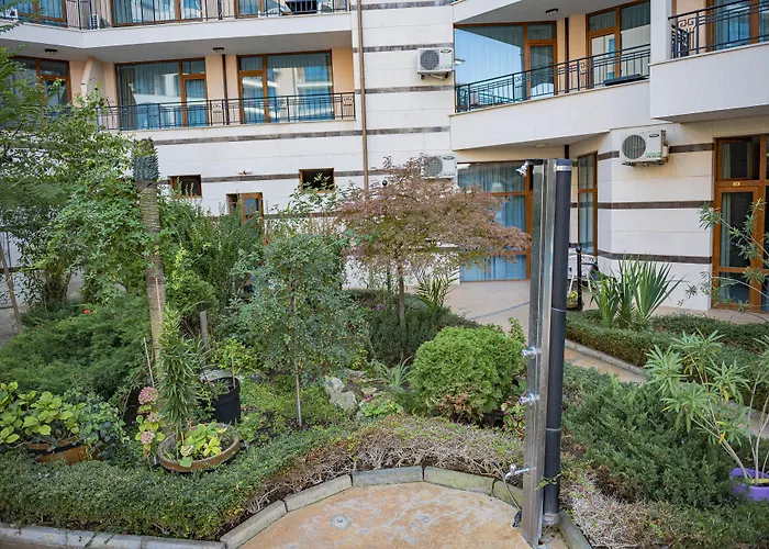 Menada In Karolina * Słoneczny Brzeg