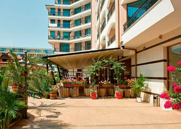 Menada In Karolina Słoneczny Brzeg