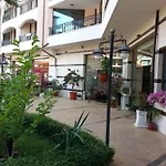 Menada In Karolina
