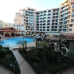 Menada In Karolina Apartamento