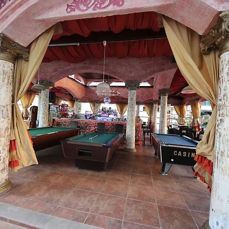 Menada In Karolina Солнечный берег