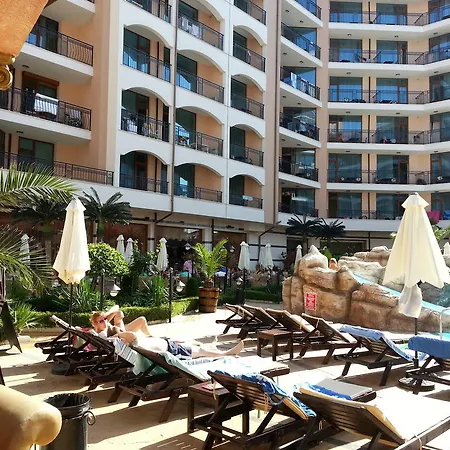 Menada In Karolina Солнечный берег